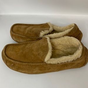 Ugg slippers 10